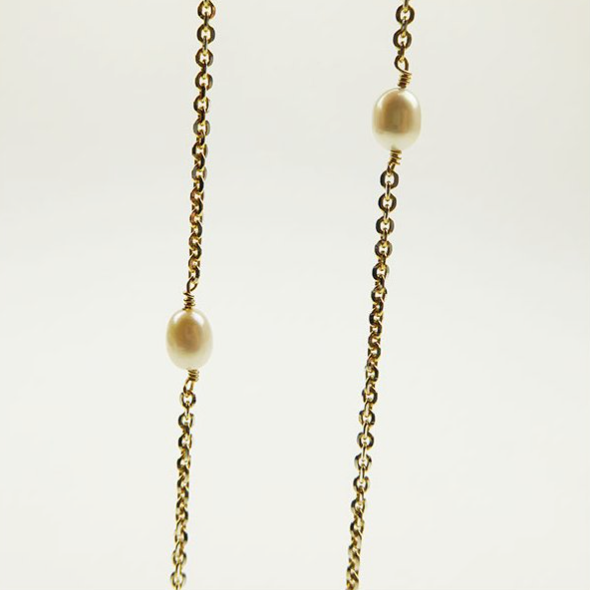 SAN - Collier med ferskvandsperler i forgyldt sølv 45-80cm
