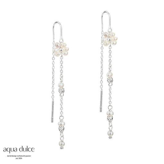 Aqua Dulce - Daisy Pearl ørekæder med hvide ferskvandsperler i sølv