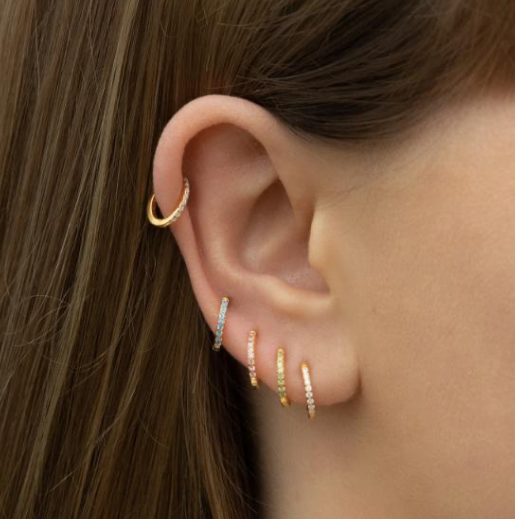 Joanli Nor - Creoler med hvide sten i sølv 11mm